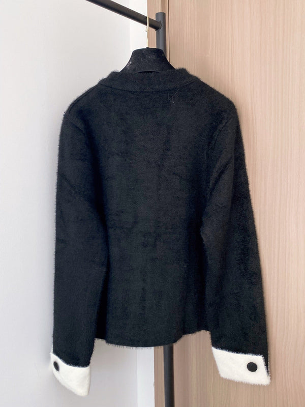 Chanel 2025 Cardigan Laine Noire et Blanche 331291