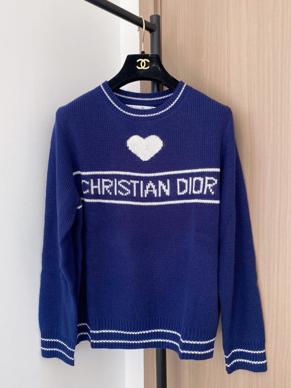 Pull Dior 2025 en laine à imprimé cœurs