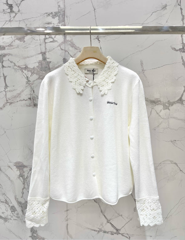 Miumiu 2025 Cardigan en Maille Anti-Âge en Laine avec Col Crochet Ajouté