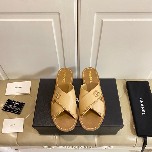 Chanel Cross-shaped Chain Embellishment Sandal in Lambskin