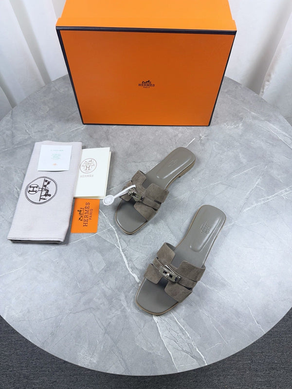 HM Oran Sandal with Kelly Buckle 936539