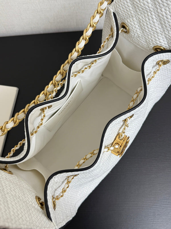 Chanel 2026 Hobo Bag 30cm White in Straw Weaving