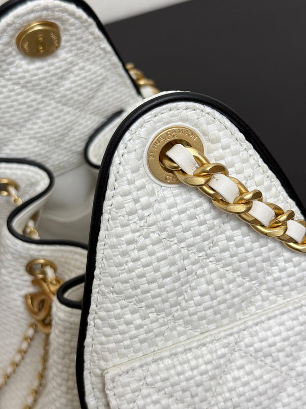 Chanel 2026 Hobo Bag 30cm White in Straw Weaving
