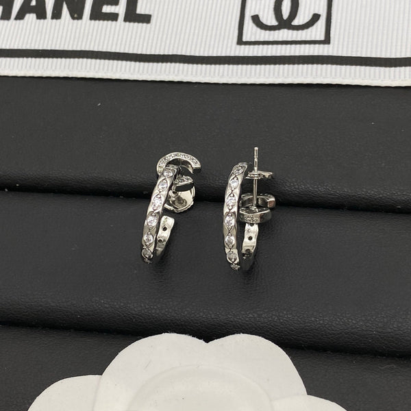 Boucles d'oreilles créoles Chanel Coco Crush CC