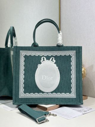 CD Book Tote with Dark Teal Oblique pattern and White Lace details in Canvas 288328