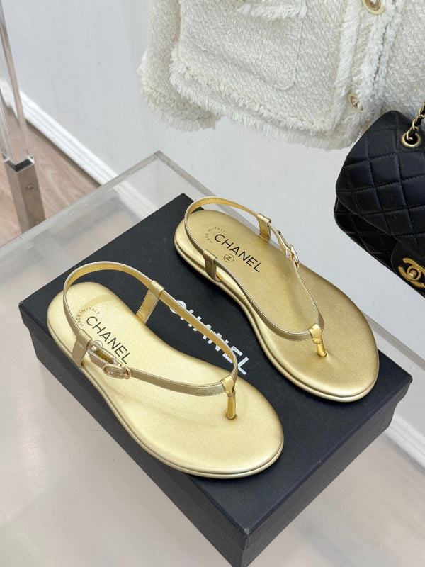 CC New Minimalist Flip-Flop Flat Sandals Calfskin 841972