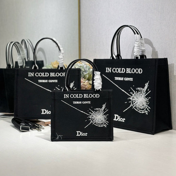 CD Book Tote Embroidered "In Cold Blood" Black in Canvas 288267