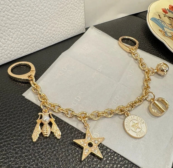 CD Clover-shaped Charm 353623