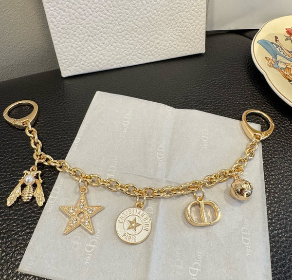 CD Clover-shaped Charm 353623