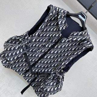 CD 26 Jacquard Hooded Vest Black in Polyester 378697