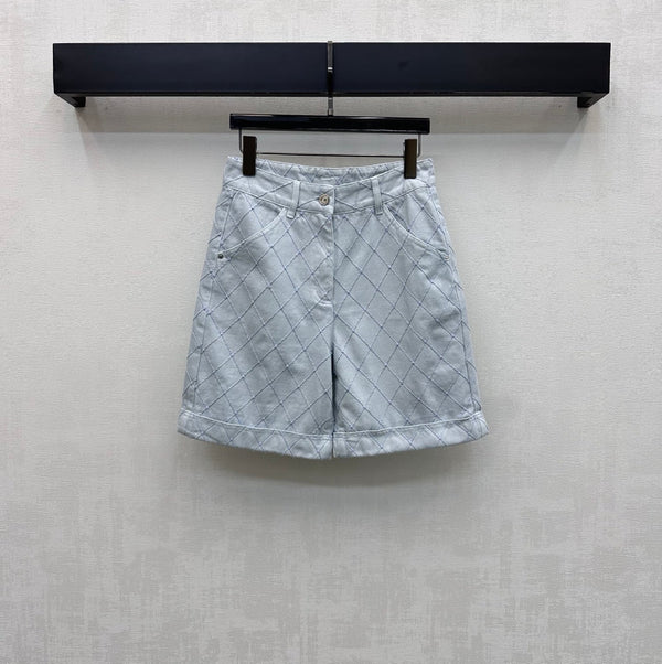 CC 26 Diamond-Patterned Denim Fold-Up Shorts in Cotton