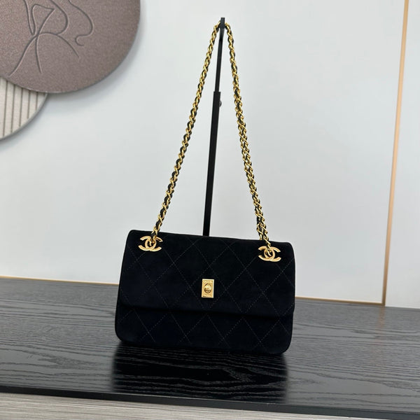 CC 26A Quilted Flap Shoulder Bag 22cm Suede