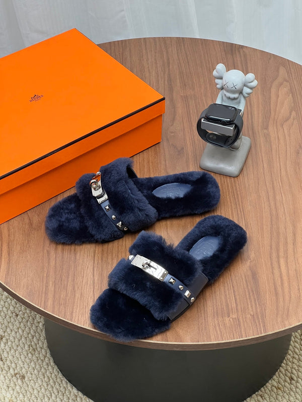 HM 26s Frenzy Mules Studded Shearling 177997