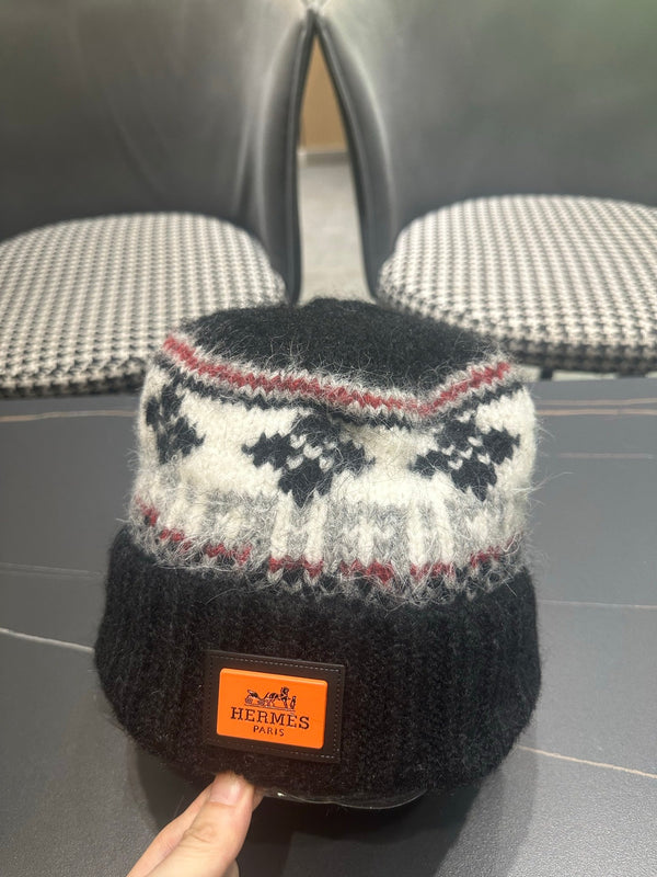 HM 26FW Beanie Hat Soft Stretch Knit 527613