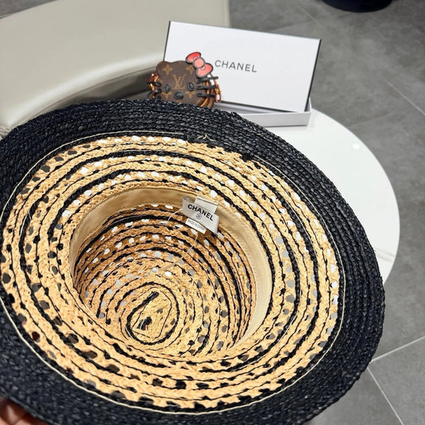 Chapeau de paille nœud ajouré Chanel