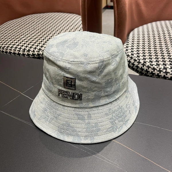Chapeau Bob Fendi Logo Brodé 221107