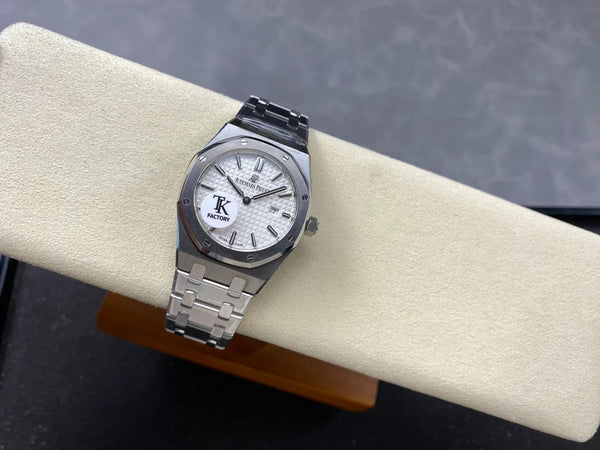 Montre Audemars Piguet Royal Oak en acier blanc 33mm
