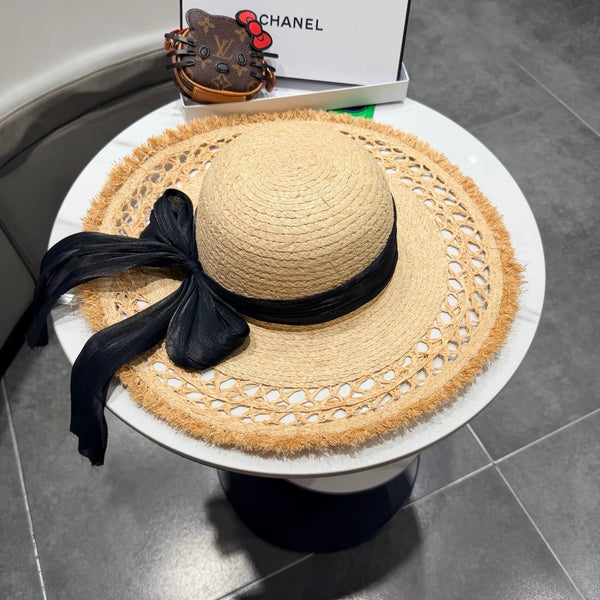 Chapeau de soleil en raphia Chanel avec ruban en soie 219110