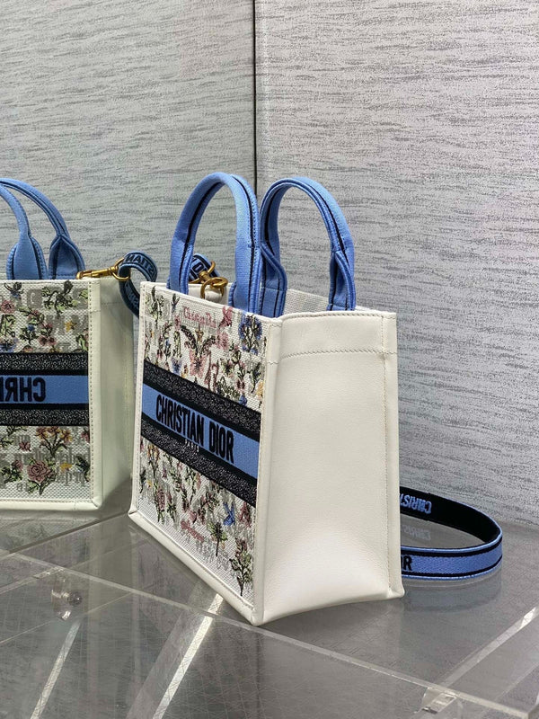 CD 2026 Book Tote 26cm White Blue mix Colors Canvas