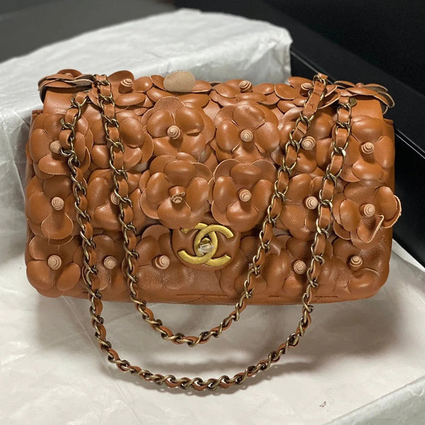 CC 2026 Camellia Flap Bag 25cm Lambskin 372255