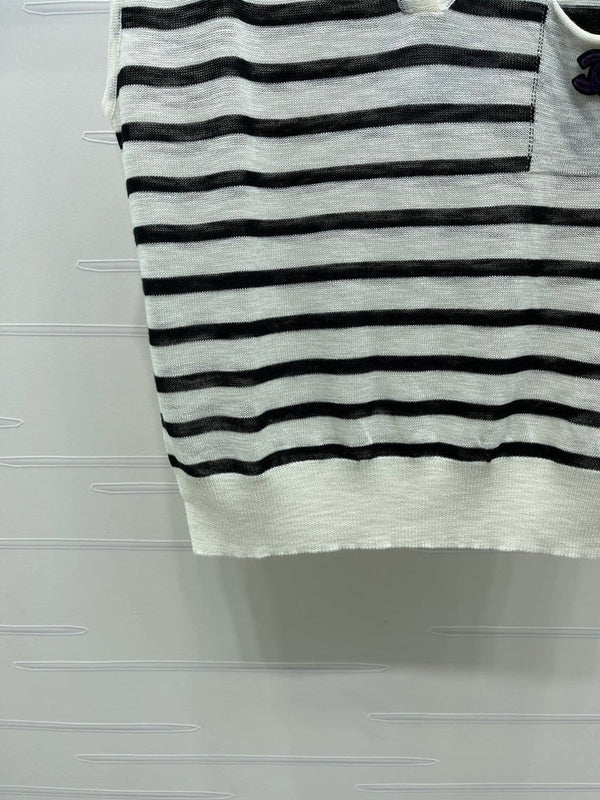CC 2026 Color-blocked Striped V-neck Vest Black Cream Cotton 380675