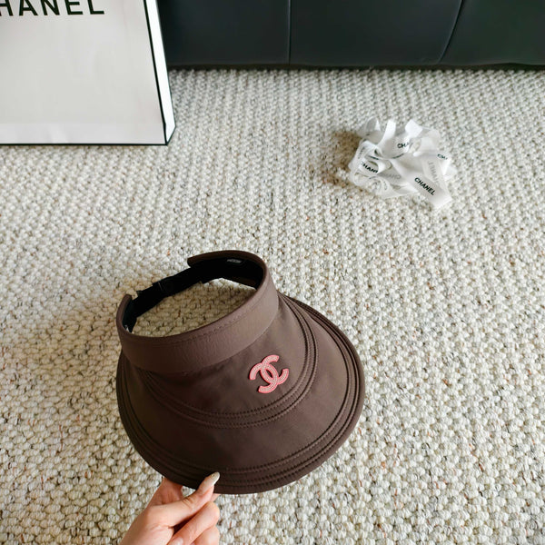 Chapeau de soleil Chanel avec visière en coton 237186