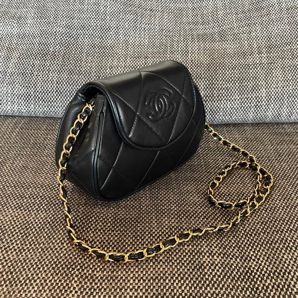 CC 2026 Matelasse Coco Mark Bag 22cm Black Lambskin