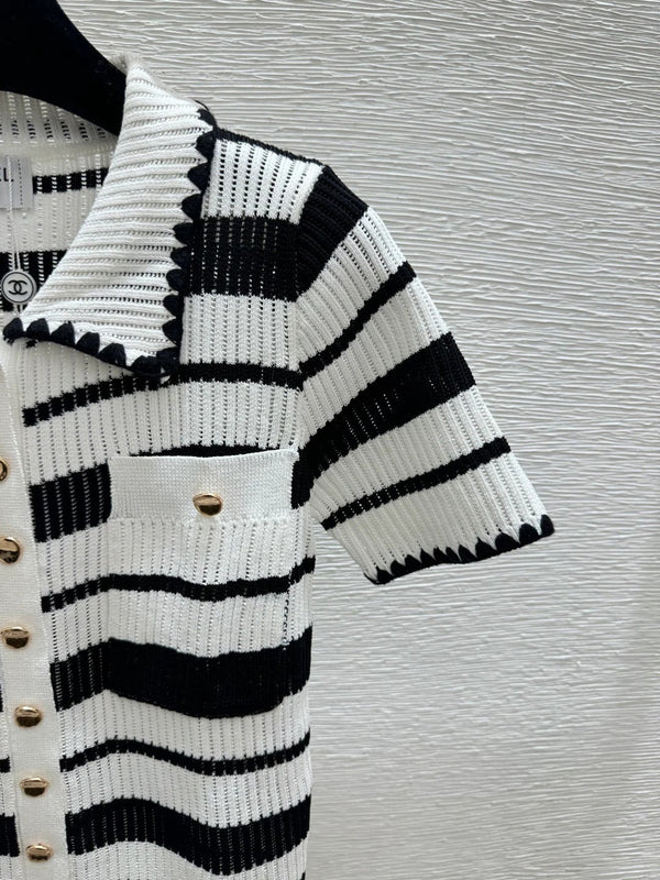 Cardigan Chanel 2026 en maille rayée à col et manches courtes 170591