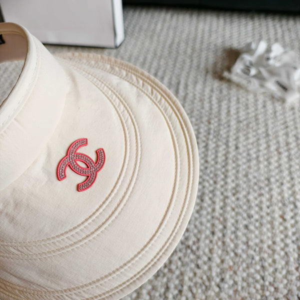 Chapeau de soleil Chanel avec visière en coton 237186