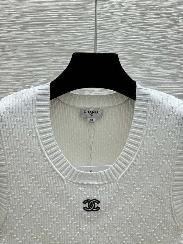 Chanel 2026 Round Neck Knitted Vest Viscose Polyamide 170631
