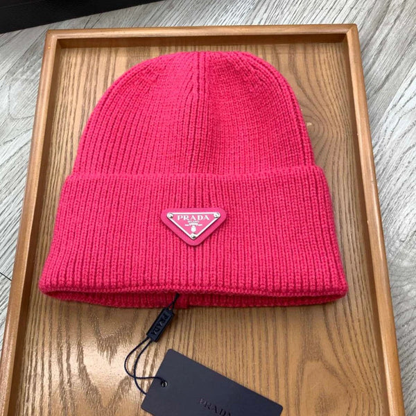 BONNET EN LAINE ROSE VIF BEANIIE 335037