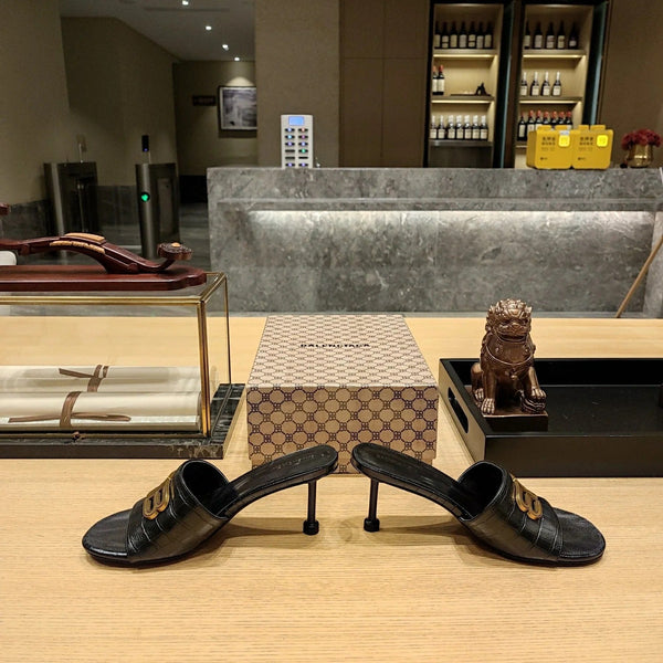 Sandales à talon Balenciaga 26s 70 en cuir de vachette noir motif crocodile 681349
