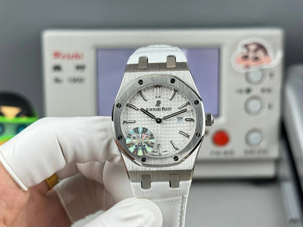 Audemars Piguet Royal 33mm White Dial Crocodile Leather