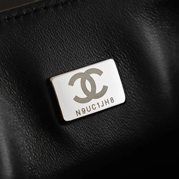 CC 2026 Classic Flap Bag 20cm With Sparkling Stones Leather