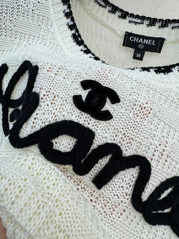 Chanel 2026 Chemise Manches Courtes Logo Brodé Laine Blanche Noire 364270