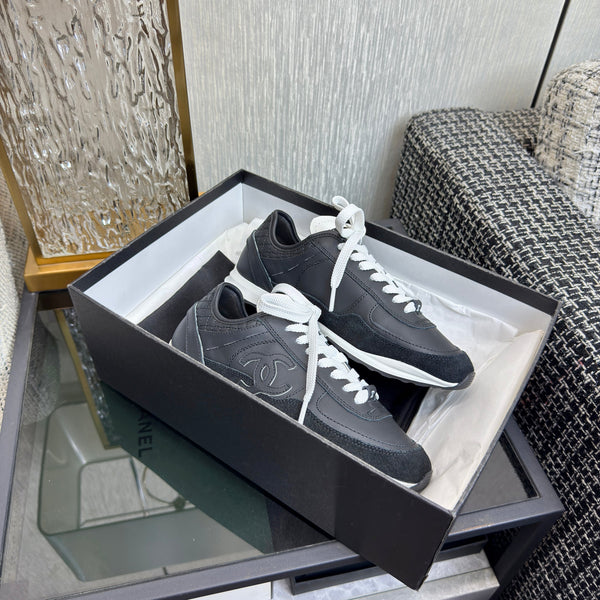Chanel 2025 Sneaker Black Cowhite & Suede 507457