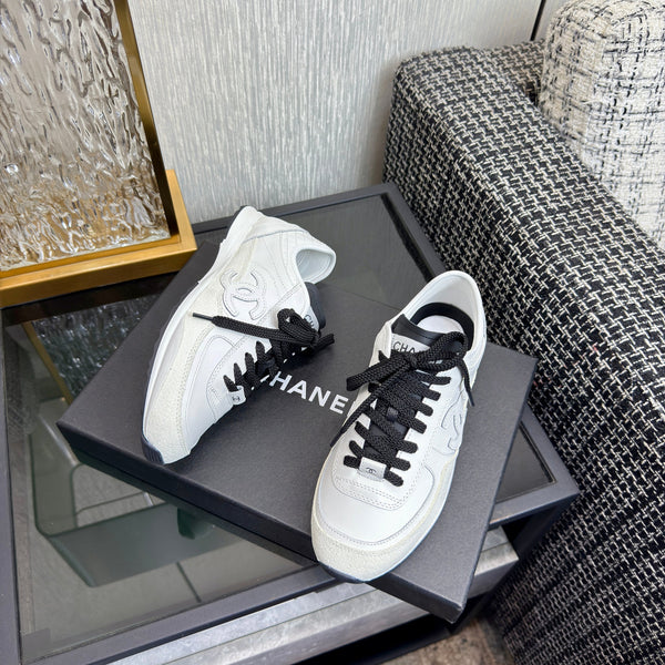 Chanel 2025 Sneaker White Cowhite & Suede 507459