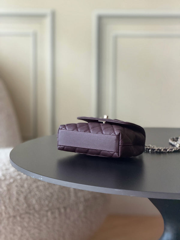 Sac Mini Rabat CC 26s 14,5 cm avec Poignée Supérieure en Cuir Caviar Bourgogne Foncé