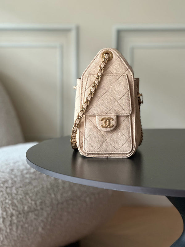 CC 26c Hobo Bag 22cm Beige Caviar Leather GHW