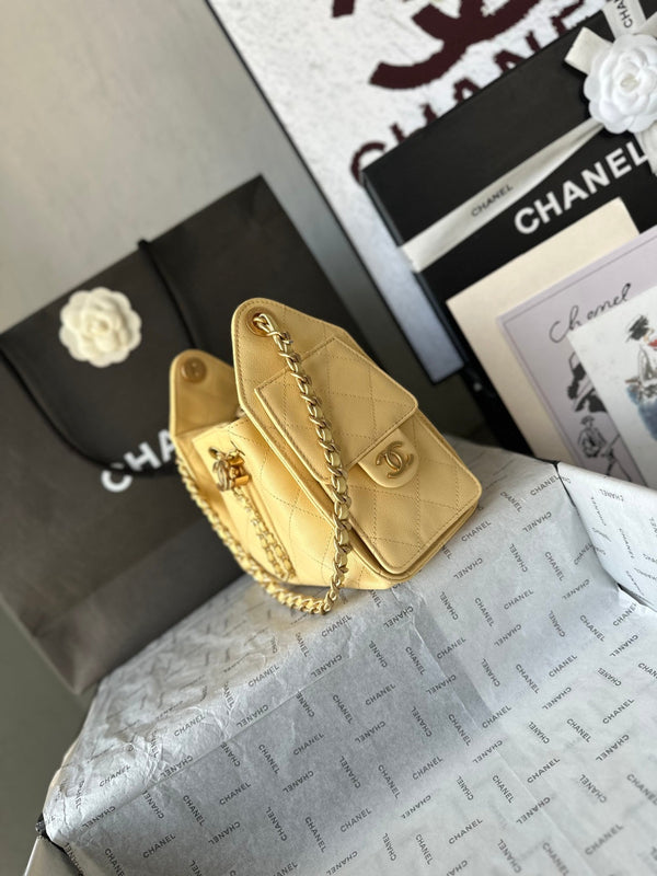 Sac Hobo CC 26c 22cm en Cuir Caviar Jaune Citron