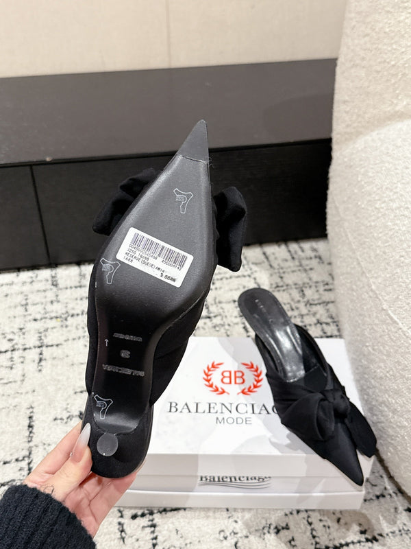 KNIFE LAVALIÈRE 45MM MULE IN BLACK NYLON JERSEY