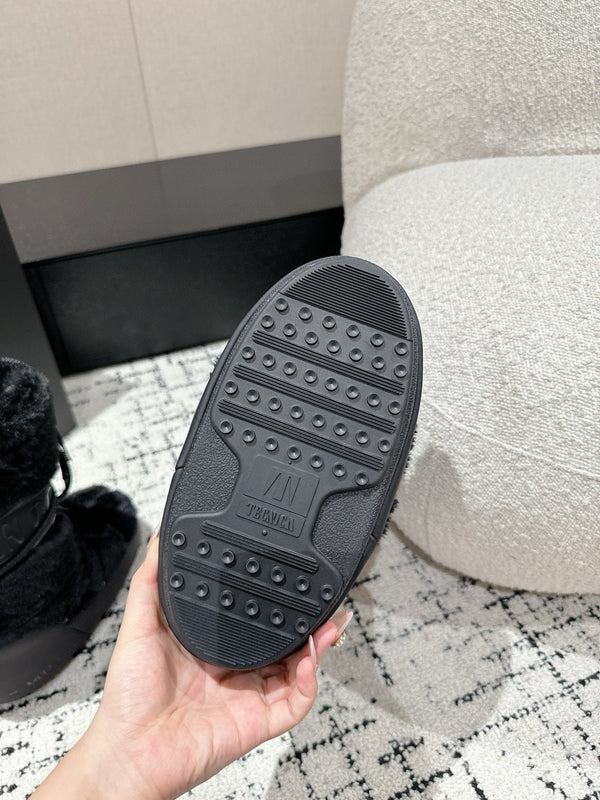 Moon Boot Icon Faux Fur Boots Black Shearing 541980