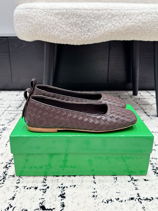 BV Charlotte Ballet Flat Coffee Woven Leather 769990