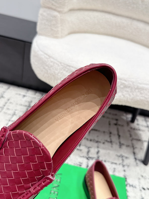 BV Silenzio Loafer Burgundy Woven Leather 769992