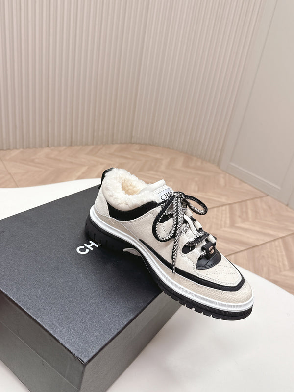 CC 25B Panda Sneakers White Fur Leather 542365