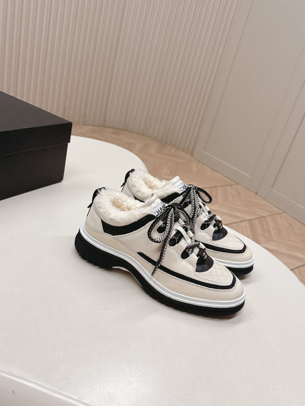 CC 25B Panda Sneakers White Fur Leather 542365