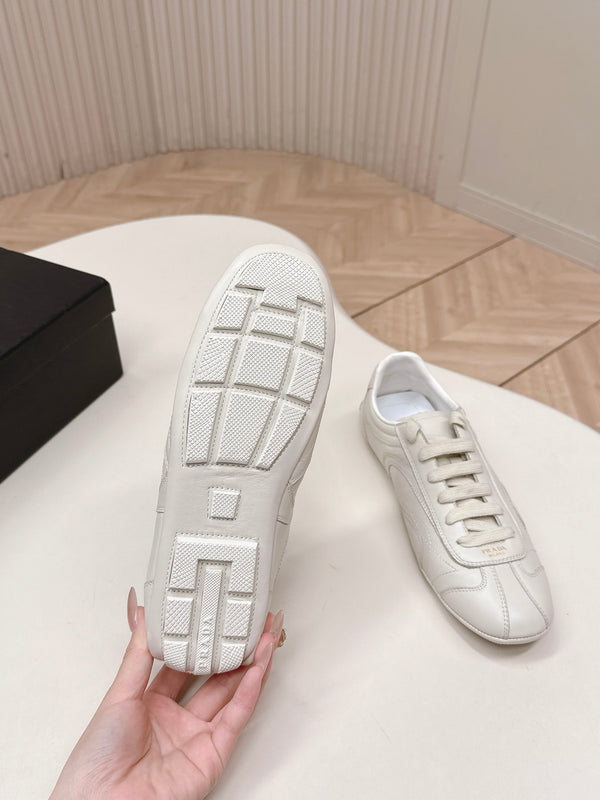 Prada 26ss German Training Cuir Blanc cassé 644221