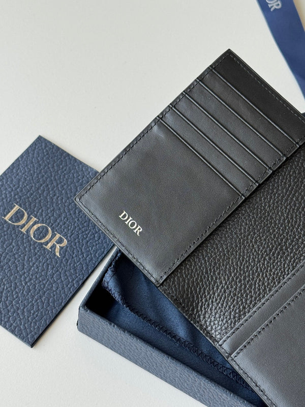 CD BI-fold Passport Black Grain Cowhide