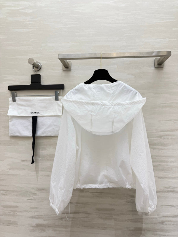 CC 26s Hooded Sunscreen Jacket White Nylon 398846