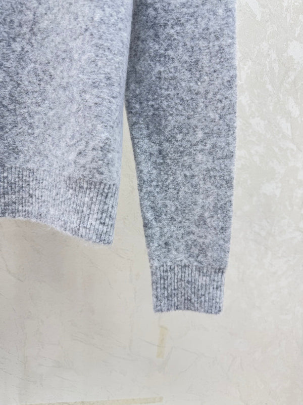 Chandail en tricot Chanel 2025 à col roulé et manches longues en laine et cachemire 734803